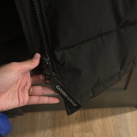 Canada Goose Shelburne Parka - Picture 8 of 8